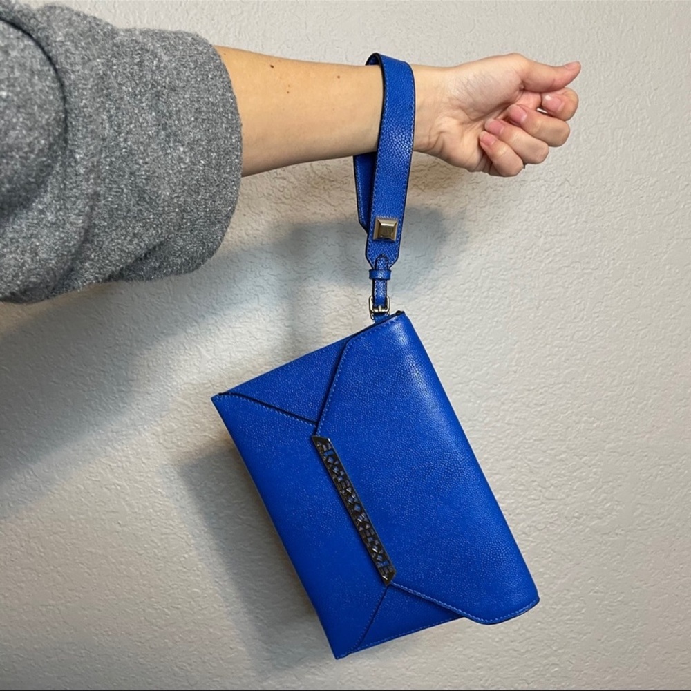 Stella & Dot Stud Avalon Wristlet Clutch